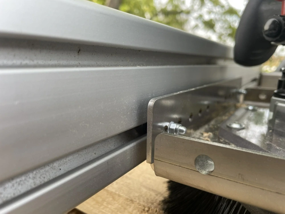 Srovnávací přípravek (router sled) MOLES